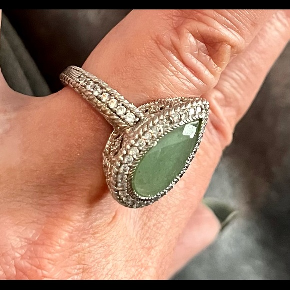 RARE Judith Ripka jade and Diamonique faceted ring. - Picture 5 of 8